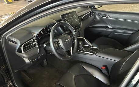 Toyota Camry, 2023 год, 3 150 000 рублей, 9 фотография