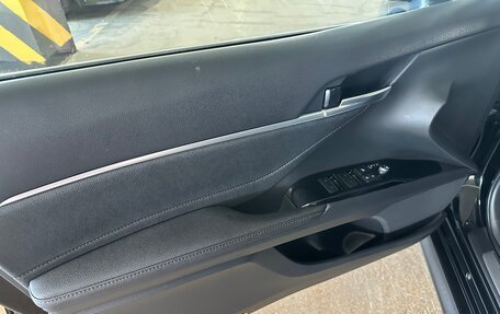Toyota Camry, 2023 год, 3 150 000 рублей, 10 фотография