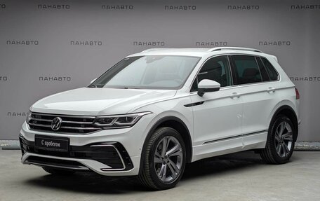 Volkswagen Tiguan II, 2021 год, 3 997 000 рублей, 2 фотография