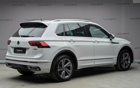 Volkswagen Tiguan II, 2021 год, 3 997 000 рублей, 5 фотография