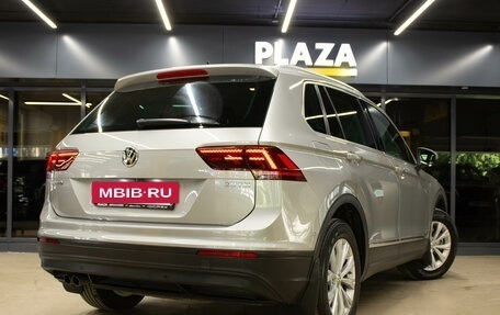 Volkswagen Tiguan II, 2017 год, 2 279 000 рублей, 6 фотография