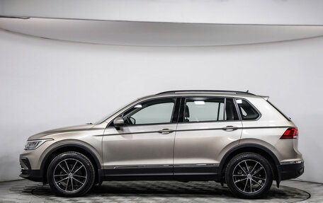 Volkswagen Tiguan II, 2021 год, 2 599 000 рублей, 9 фотография