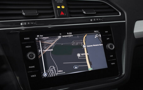 Volkswagen Tiguan II, 2021 год, 2 599 000 рублей, 15 фотография