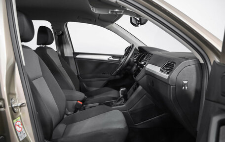 Volkswagen Tiguan II, 2021 год, 2 599 000 рублей, 22 фотография
