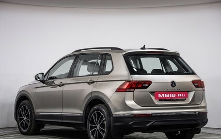 Volkswagen Tiguan II, 2021 год, 2 599 000 рублей, 8 фотография