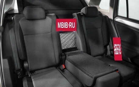Volkswagen Tiguan II, 2021 год, 2 599 000 рублей, 25 фотография