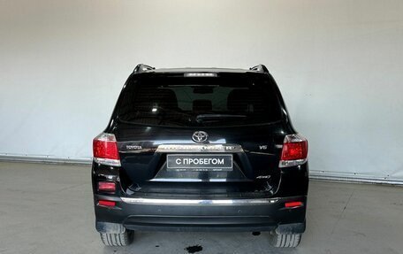 Toyota Highlander III, 2011 год, 1 850 000 рублей, 5 фотография