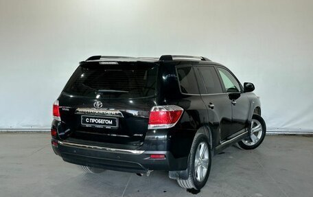 Toyota Highlander III, 2011 год, 1 850 000 рублей, 6 фотография