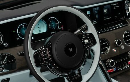 Rolls-Royce Cullinan, 2024 год, 57 292 000 рублей, 15 фотография