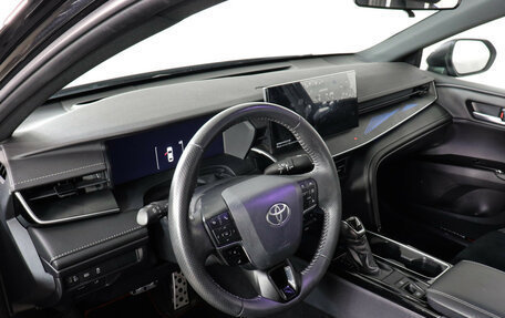 Toyota Camry, 2024 год, 3 897 000 рублей, 10 фотография