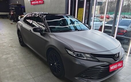 Toyota Camry, 2019 год, 2 750 000 рублей, 1 фотография