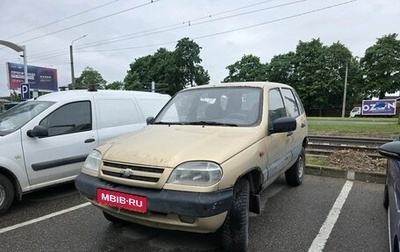Chevrolet Niva I рестайлинг, 2004 год, 99 000 рублей, 1 фотография
