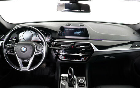 BMW 5 серия, 2018 год, 3 477 000 рублей, 1 фотография