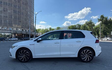 Volkswagen Golf VIII, 2022 год, 3 590 000 рублей, 2 фотография