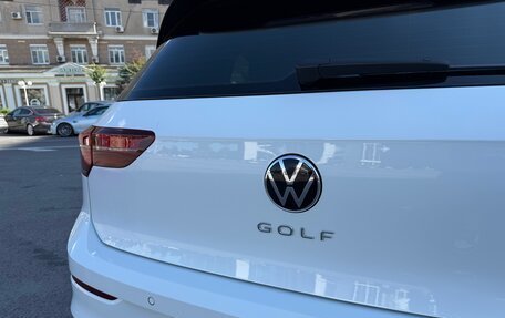 Volkswagen Golf VIII, 2022 год, 3 590 000 рублей, 8 фотография