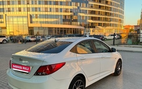 Hyundai Solaris II рестайлинг, 2016 год, 1 050 000 рублей, 5 фотография