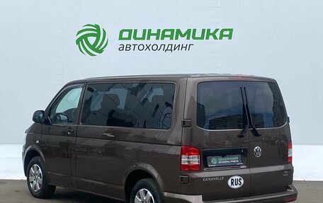 Volkswagen Caravelle T5, 2012 год, 2 290 000 рублей, 7 фотография