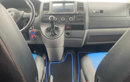 Volkswagen Caravelle T5, 2012 год, 2 290 000 рублей, 11 фотография