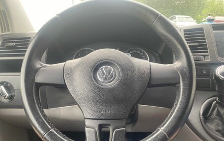 Volkswagen Caravelle T5, 2012 год, 2 290 000 рублей, 12 фотография