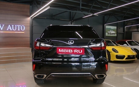 Lexus RX IV рестайлинг, 2017 год, 5 290 000 рублей, 4 фотография