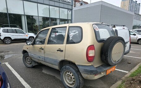 Chevrolet Niva I рестайлинг, 2004 год, 99 000 рублей, 3 фотография