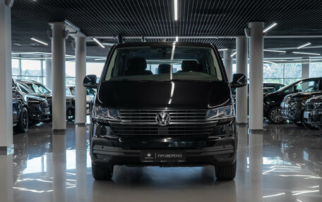 Volkswagen Caravelle T6 рестайлинг, 2021 год, 3 990 000 рублей, 3 фотография