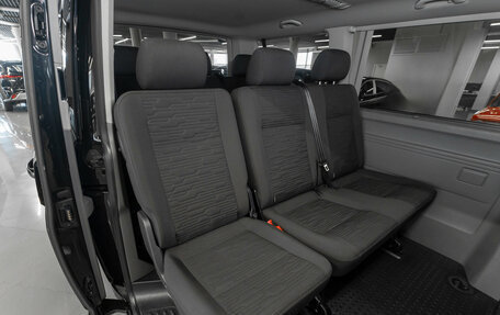 Volkswagen Caravelle T6 рестайлинг, 2021 год, 3 990 000 рублей, 12 фотография