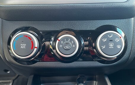 KIA Rio III рестайлинг, 2015 год, 999 000 рублей, 12 фотография