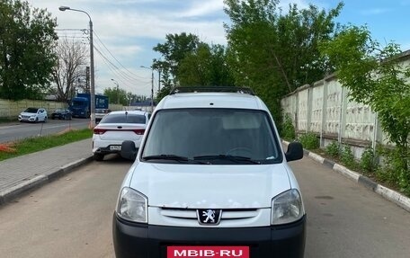 Peugeot Partner II рестайлинг 2, 2010 год, 410 000 рублей, 4 фотография