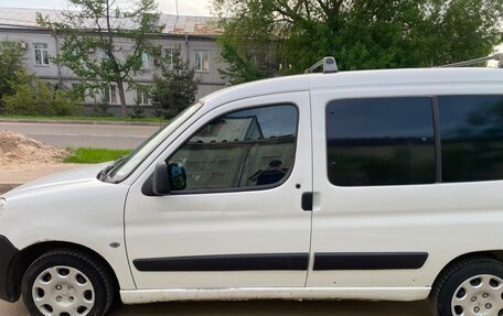 Peugeot Partner II рестайлинг 2, 2010 год, 410 000 рублей, 3 фотография