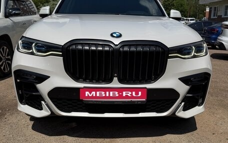 BMW X7, 2020 год, 7 990 000 рублей, 28 фотография