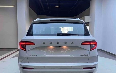 Skoda Karoq I, 2022 год, 2 310 000 рублей, 4 фотография