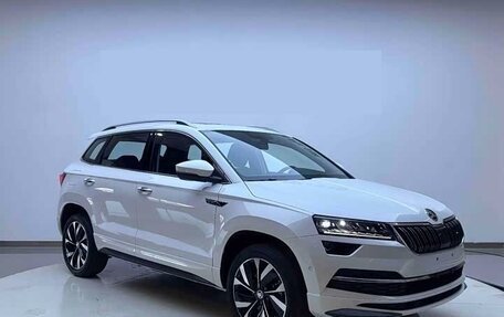 Skoda Karoq I, 2022 год, 2 310 000 рублей, 6 фотография
