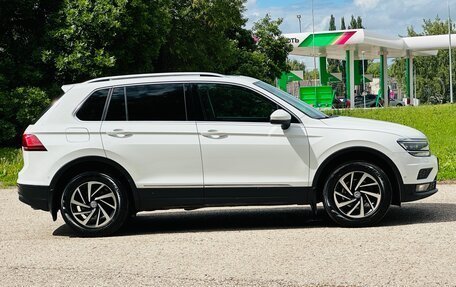 Volkswagen Tiguan II, 2018 год, 2 595 000 рублей, 9 фотография