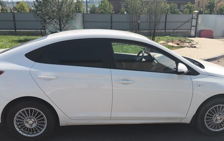 Hyundai Solaris II рестайлинг, 2021 год, 1 530 000 рублей, 3 фотография