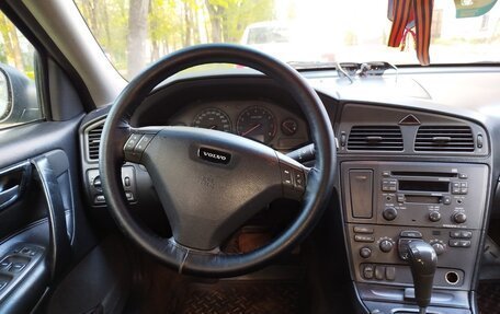 Volvo S60 III, 2001 год, 260 000 рублей, 18 фотография