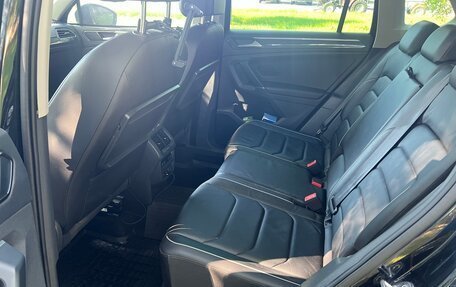 Volkswagen Tiguan II, 2017 год, 2 300 000 рублей, 8 фотография