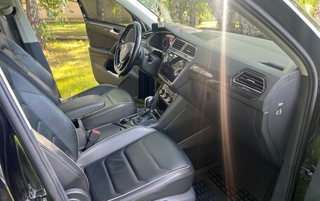 Volkswagen Tiguan II, 2017 год, 2 300 000 рублей, 7 фотография