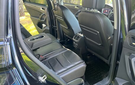 Volkswagen Tiguan II, 2017 год, 2 300 000 рублей, 9 фотография