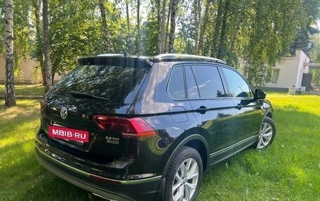 Volkswagen Tiguan II, 2017 год, 2 300 000 рублей, 4 фотография