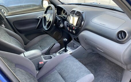 Toyota RAV4, 2003 год, 630 000 рублей, 18 фотография
