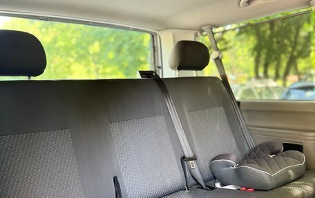 Volkswagen Caravelle T5, 2012 год, 1 390 000 рублей, 15 фотография