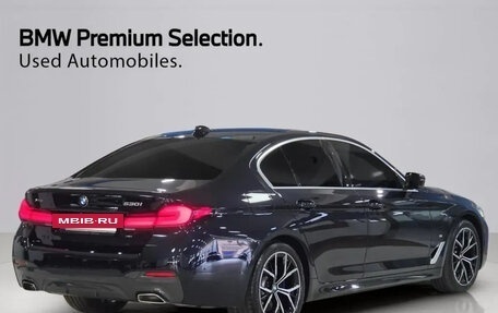 BMW 5 серия, 2022 год, 4 990 000 рублей, 4 фотография