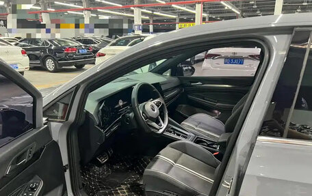 Volkswagen Golf VIII, 2022 год, 1 800 000 рублей, 8 фотография