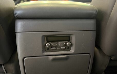 Toyota Land Cruiser 100 рестайлинг 2, 2004 год, 1 260 500 рублей, 15 фотография