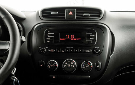 KIA Soul II рестайлинг, 2015 год, 950 000 рублей, 17 фотография