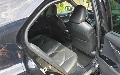 Toyota Camry, 2018 год, 2 350 000 рублей, 8 фотография