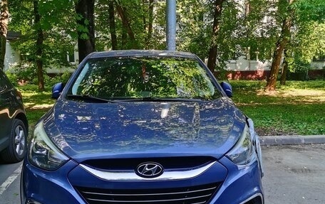 Hyundai ix35 I рестайлинг, 2014 год, 750 000 рублей, 2 фотография