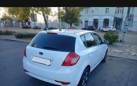 KIA cee'd I рестайлинг, 2011 год, 715 000 рублей, 2 фотография