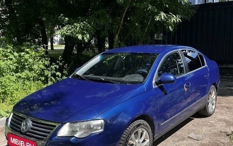 Volkswagen Passat B6, 2008 год, 580 000 рублей, 2 фотография